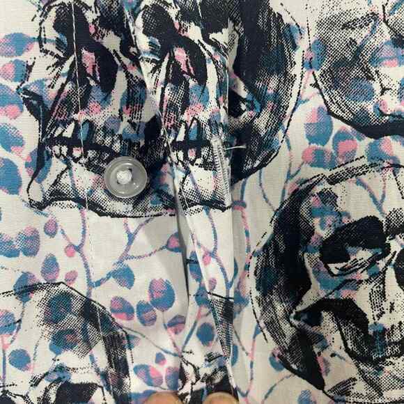 Robert Graham Long Sleeve Shirt. Skull. Small. Button Down. New with Tags - Picture 7 of 11